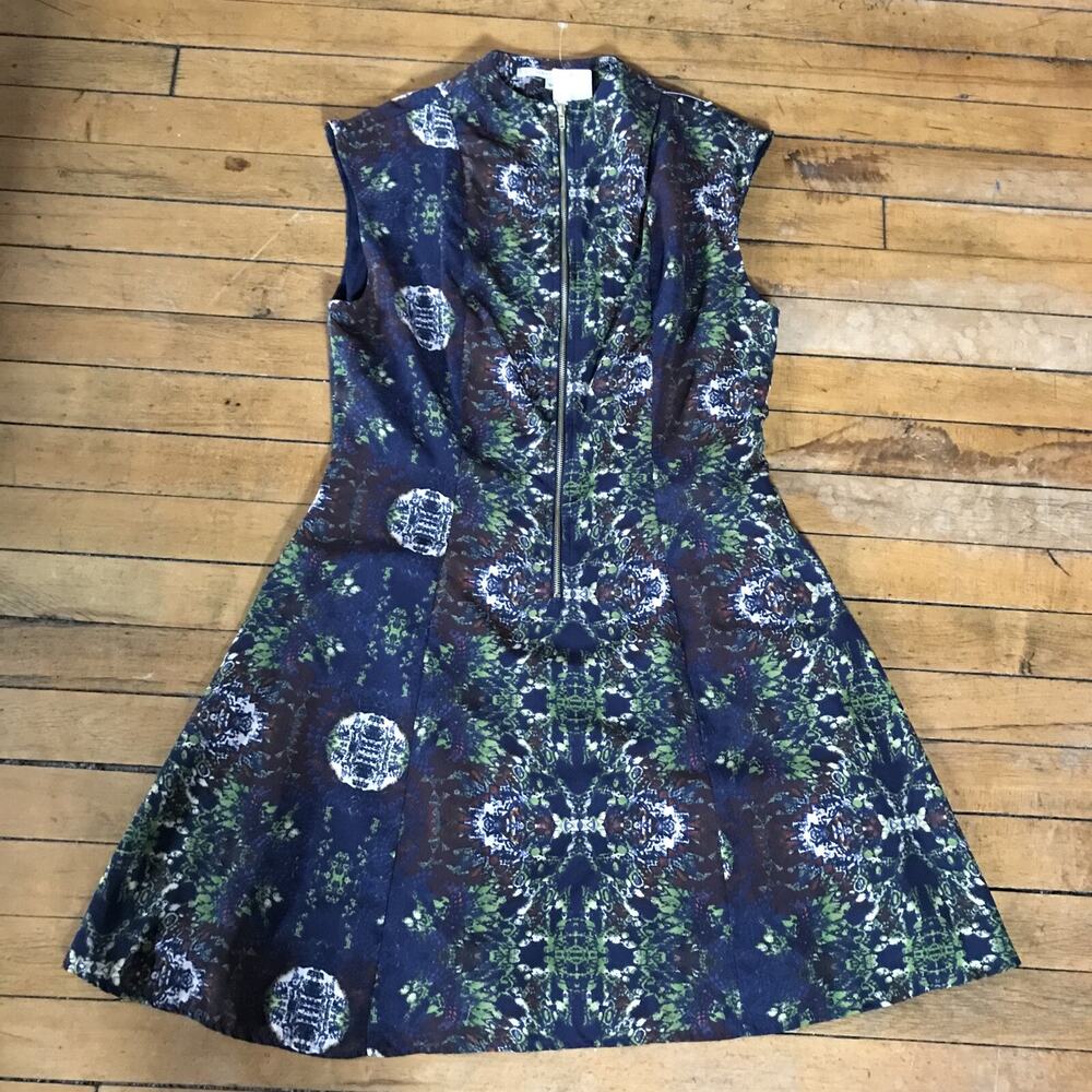 collective concepts dress‎ medium